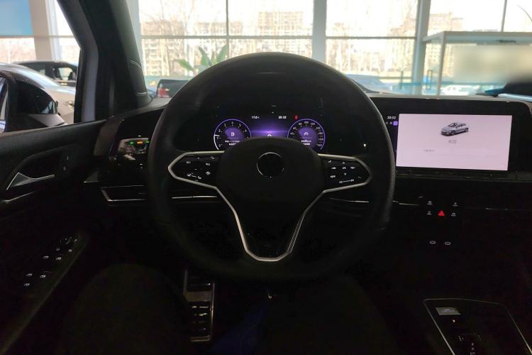 Used Volkswagen Golf 2023 Facelift 280TSI DSG R-Line Lite Steering Wheel