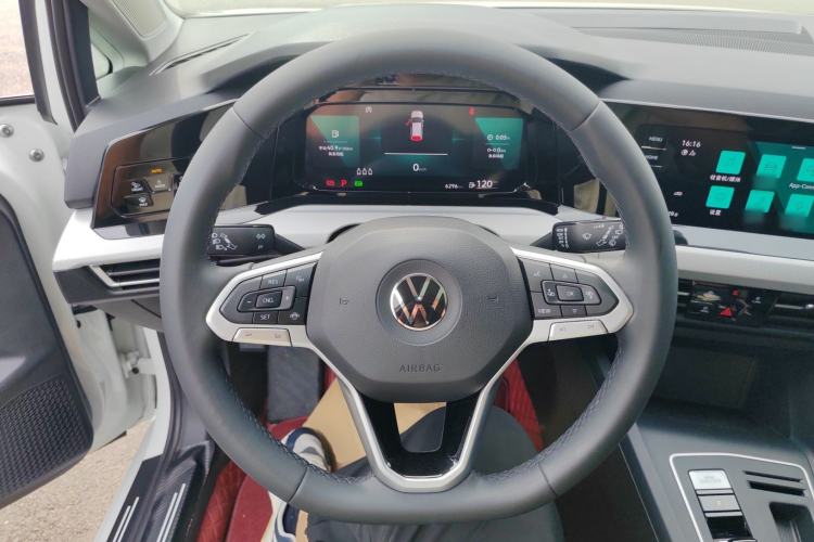 Used Volkswagen Golf 2023 280TSI DSG Pro Steering Wheel