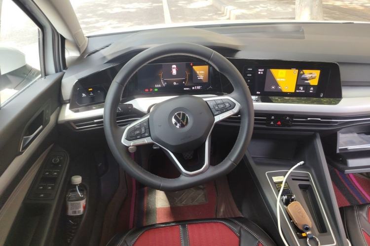 Used Volkswagen Golf 2023 Facelift 280TSI DSG Pro Steering Wheel