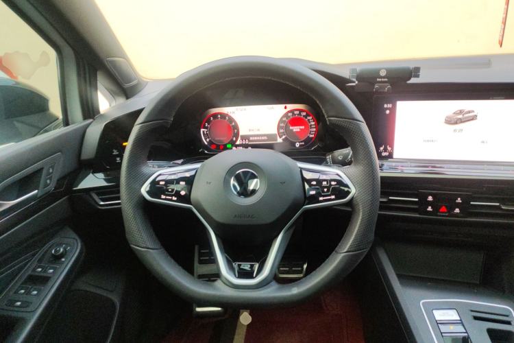 Used Volkswagen Golf 2023 Facelift 280TSI DSG R-Line Lite Steering Wheel
