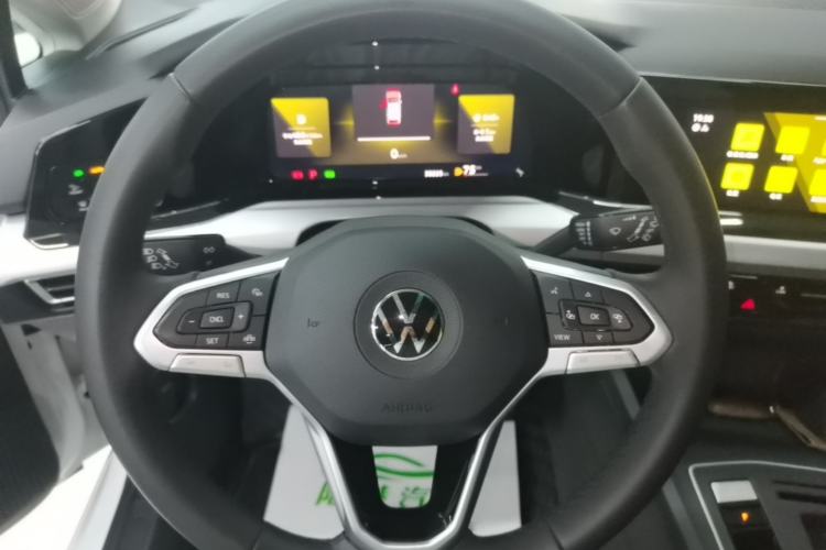Used Volkswagen Golf 2023 Facelift 280TSI DSG Pro Steering Wheel