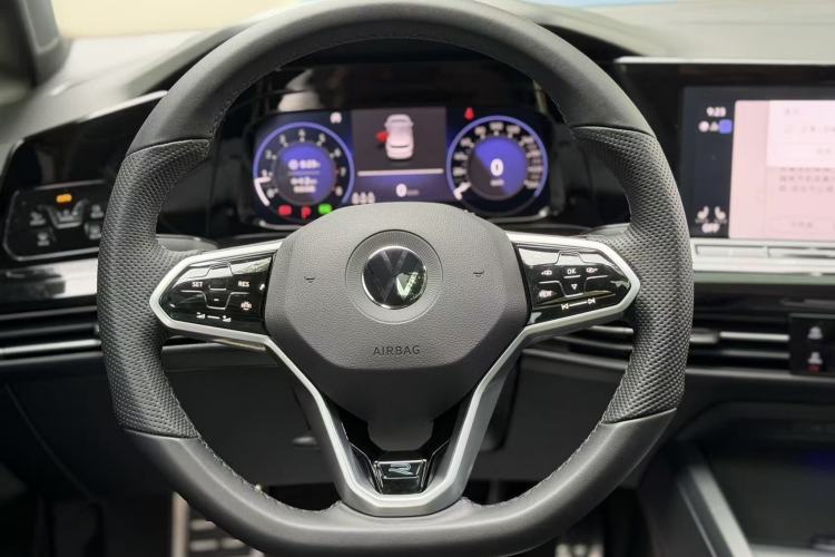 Used Volkswagen Golf 2023 280TSI DSG R-Line Lite Steering Wheel