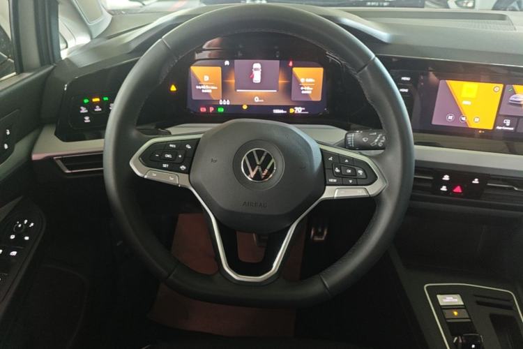 Used Volkswagen Golf 2023 Facelift 280TSI DSG Pro Steering Wheel