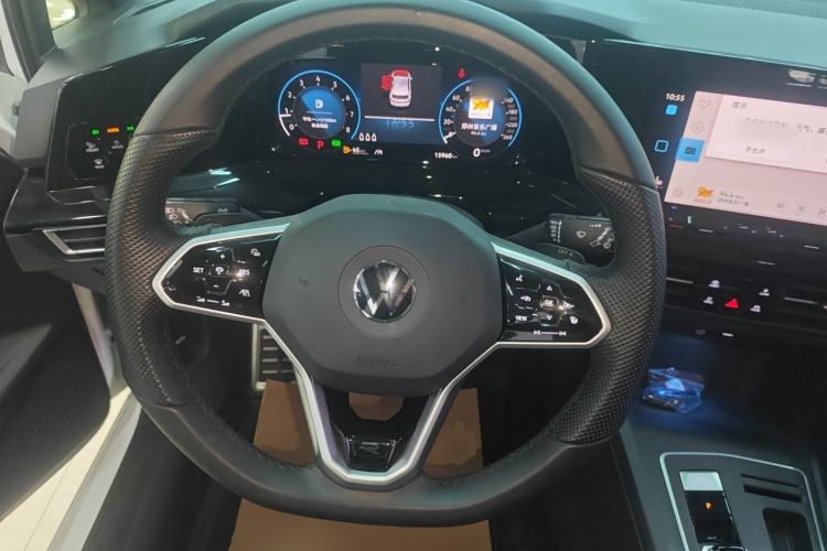 Used Volkswagen Golf 2023 Facelift 280TSI DSG R-Line Lite Steering Wheel