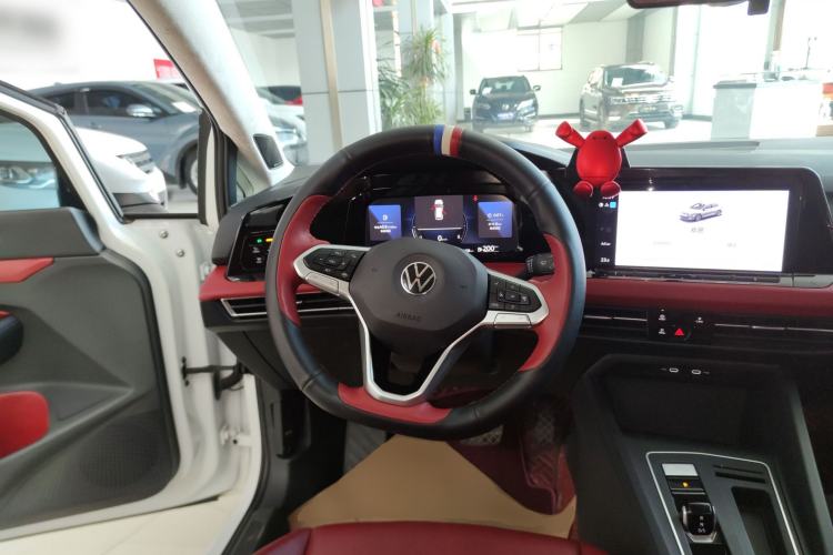 Used Volkswagen Golf 2023 280TSI DSG Pro Steering Wheel