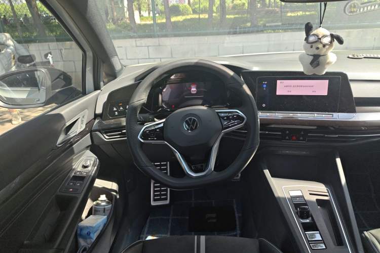 Used Volkswagen Golf 2023 280TSI DSG R-Line Lite Steering Wheel