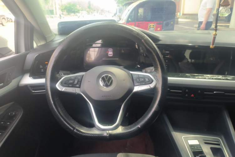Used Volkswagen Golf 2023 280TSI DSG Pro Steering Wheel
