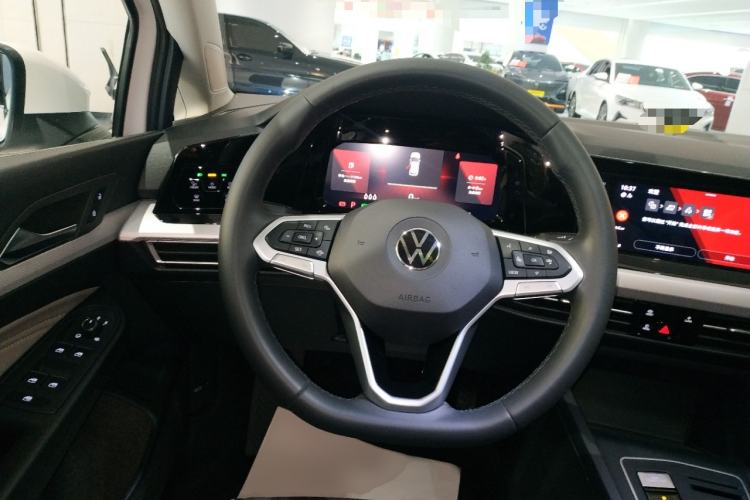Used Volkswagen Golf 2023 280TSI DSG Pro Steering Wheel