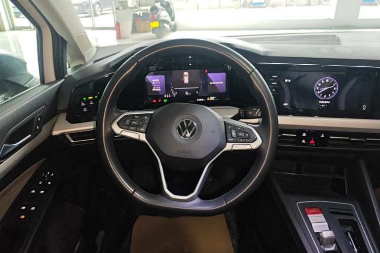 Used Volkswagen Golf 2023 280TSI DSG Pro Steering Wheel