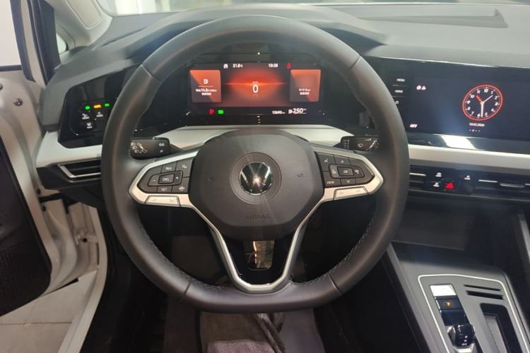 Used Volkswagen Golf 2023 Facelift 280TSI DSG Pro Steering Wheel
