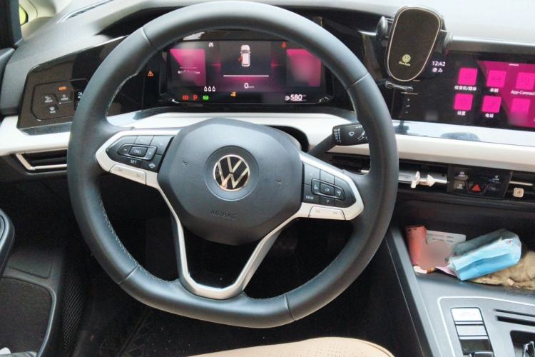 Used Volkswagen Golf 2023 280TSI DSG Pro Steering Wheel