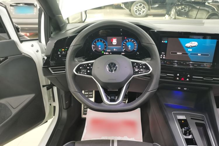 Used Volkswagen Golf 2023 Facelift 280TSI DSG R-Line Lite Steering Wheel