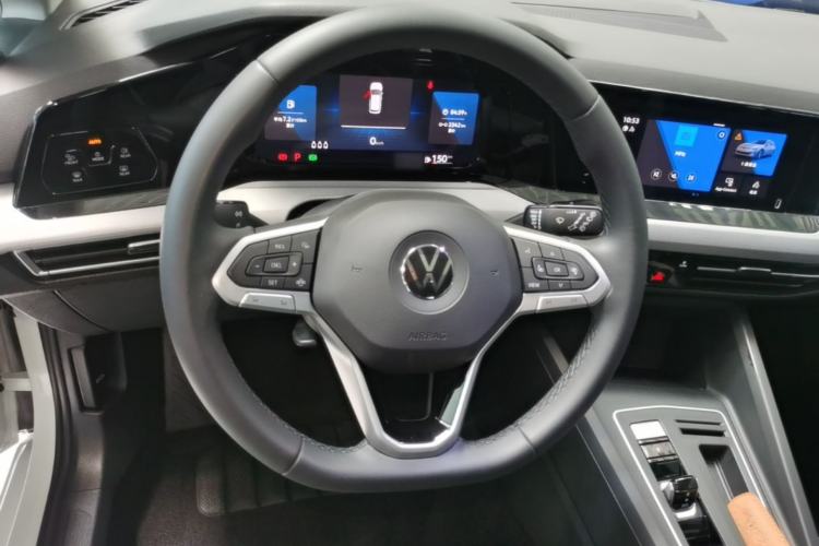 Used Volkswagen Golf 2023 Facelift 280TSI DSG Pro Steering Wheel
