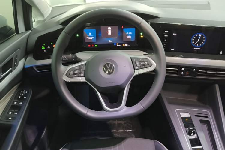 Used Volkswagen Golf 2023 200TSI DSG Pro Steering Wheel