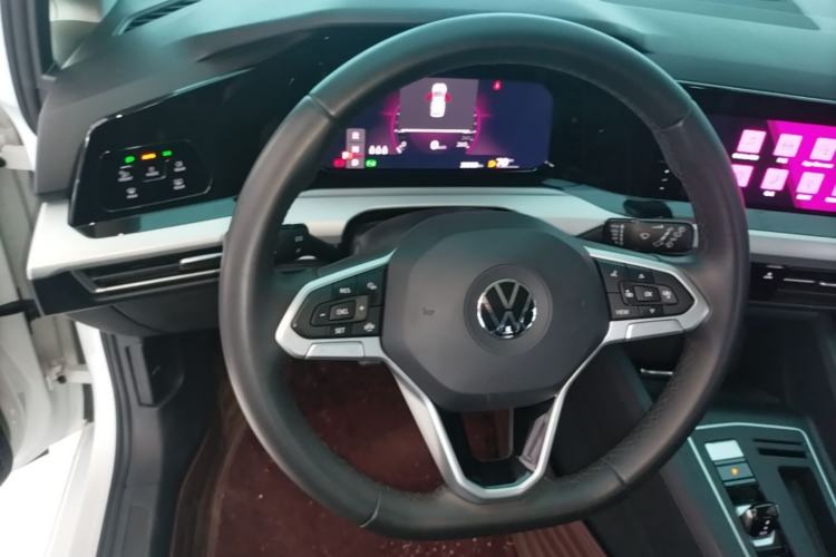 Used Volkswagen Golf 2023 Facelift 280TSI DSG Pro Steering Wheel