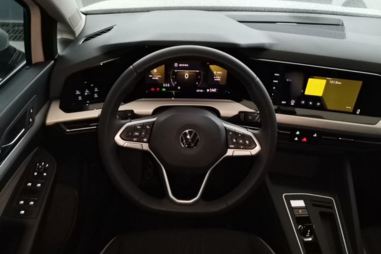 Used Volkswagen Golf 2023 Facelift 280TSI DSG Pro Steering Wheel
