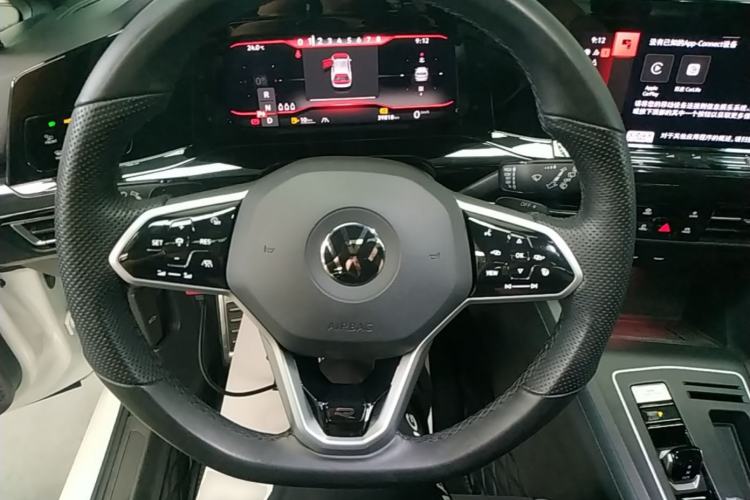 Used Volkswagen Golf 2023 Facelift 280TSI DSG R-Line Steering Wheel