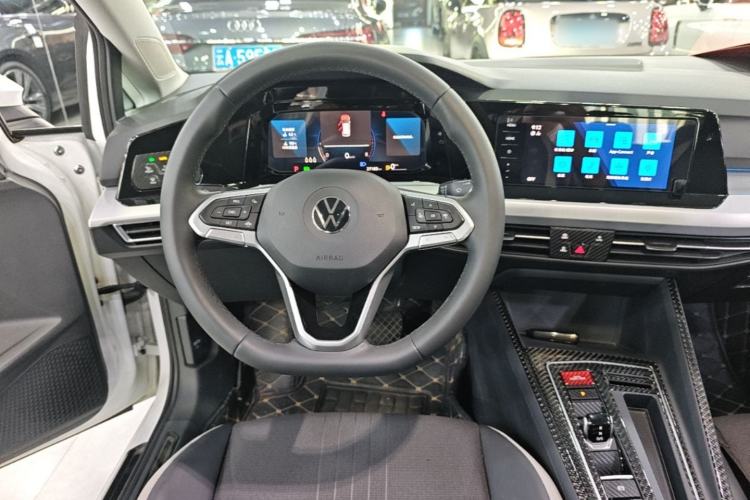 Used Volkswagen Golf 2023 Facelift 280TSI DSG Pro Steering Wheel