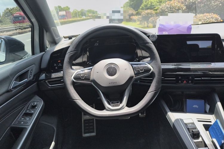 Used Volkswagen Golf 2023 Facelift 280TSI DSG R-Line Lite Steering Wheel