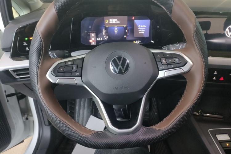 Used Volkswagen Golf 2023 Facelift 280TSI DSG Pro Steering Wheel