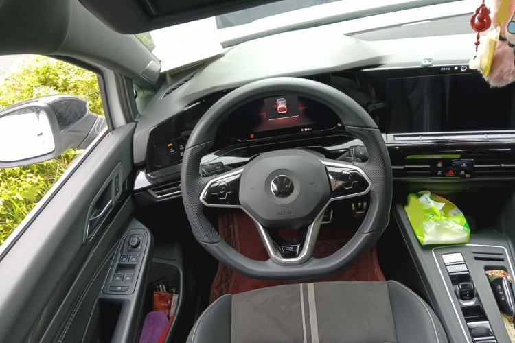 Used Volkswagen Golf 2023 280TSI DSG R-Line Lite Steering Wheel