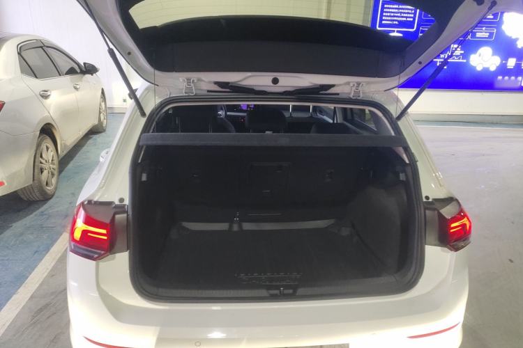 Used Volkswagen Golf 2023 Facelift 280TSI DSG Pro Trunk