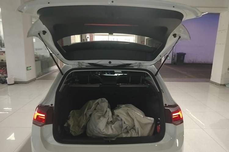 Used Volkswagen Golf 2023 280TSI DSG Pro Trunk