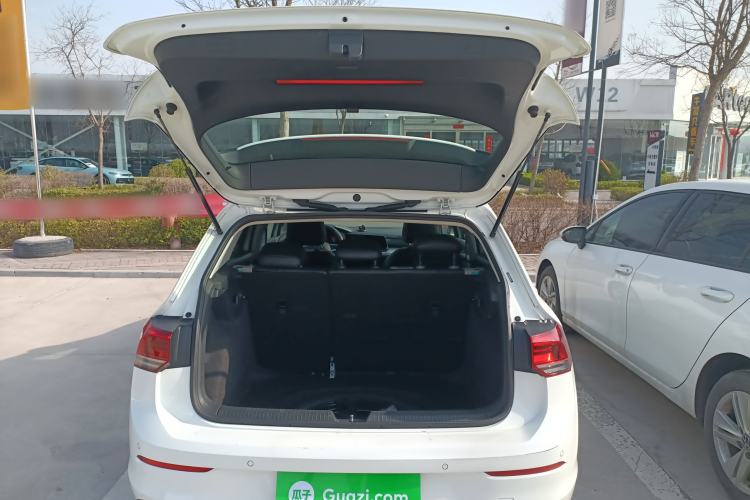 Used Volkswagen Golf 2023 200TSI DSG Trunk