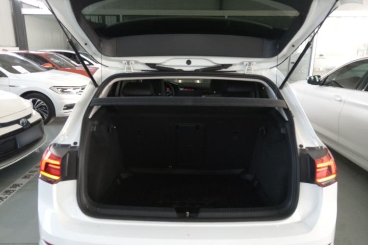 Used Volkswagen Golf 2023 Facelift 280TSI DSG Pro Trunk