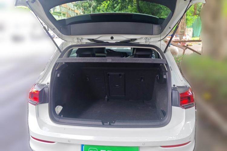 Used Volkswagen Golf 2023 Facelift 280TSI DSG Pro Trunk