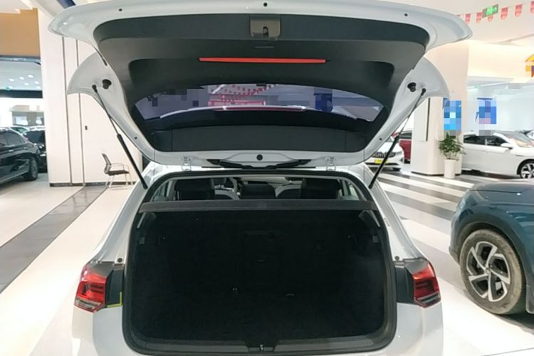 Used Volkswagen Golf 2023 280TSI DSG Pro Trunk
