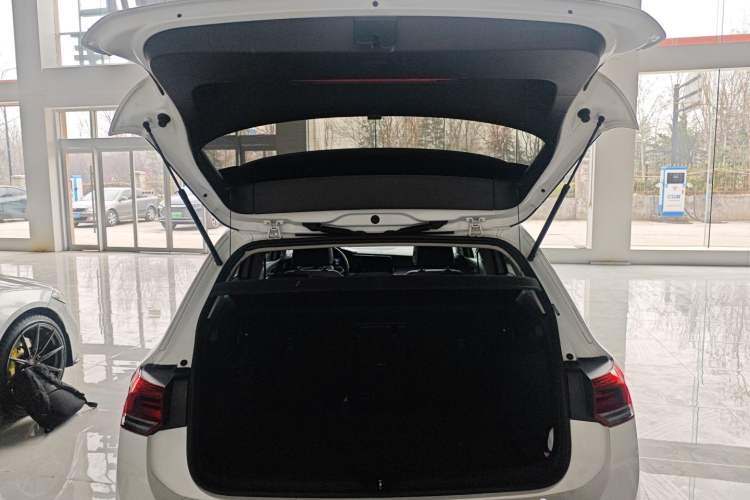 Used Volkswagen Golf 2023 280TSI DSG Pro Trunk