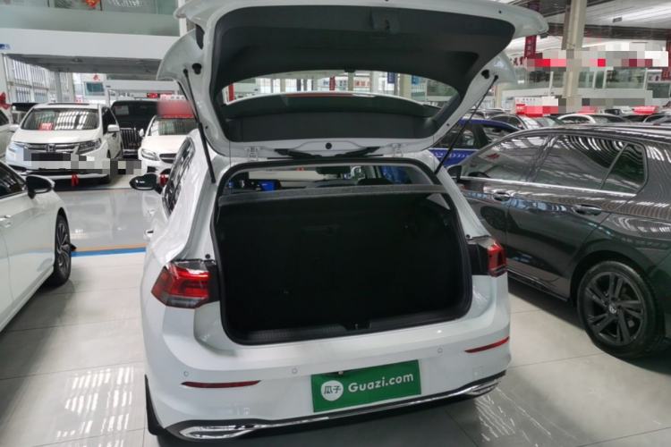 Used Volkswagen Golf 2023 Facelift 280TSI DSG Pro Trunk