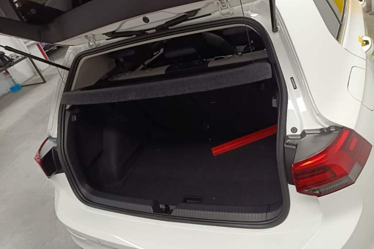 Used Volkswagen Golf 2023 Facelift 280TSI DSG Pro Trunk
