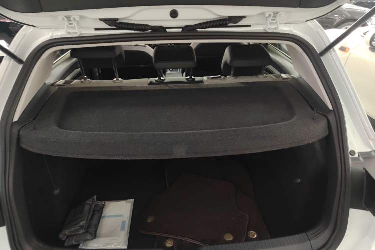 Used Volkswagen Golf 2023 Facelift 280TSI DSG Pro Trunk