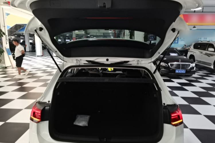 Used Volkswagen Golf 2023 Facelift 280TSI DSG Pro Trunk