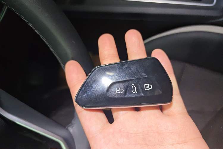 Used Volkswagen Golf 2023 Facelift 280TSI DSG Pro Vehicle Key