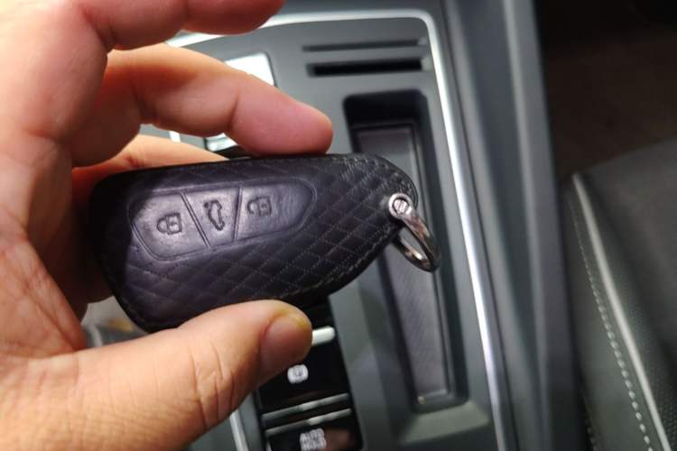 Used Volkswagen Golf 2023 Facelift 280TSI DSG R-Line Vehicle Key