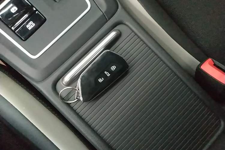 Used Volkswagen Golf 2023 Facelift 280TSI DSG Pro Vehicle Key