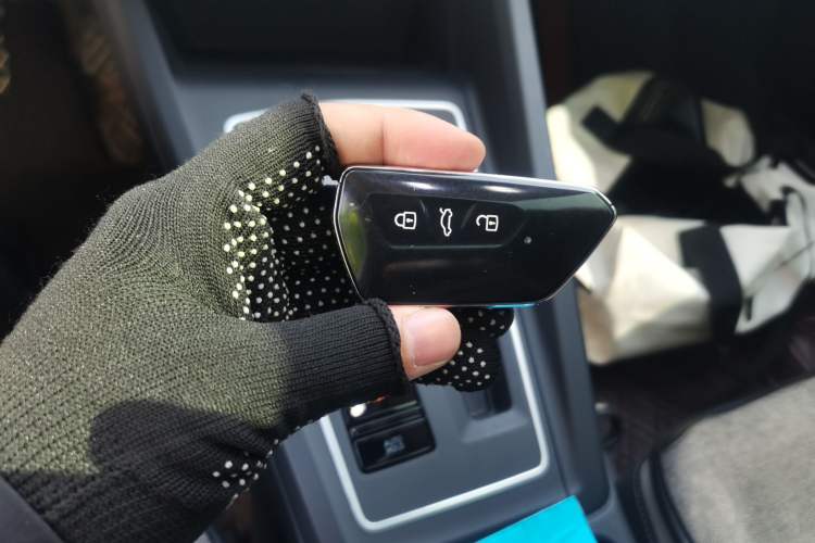 Used Volkswagen Golf 2023 280TSI DSG Pro Vehicle Key