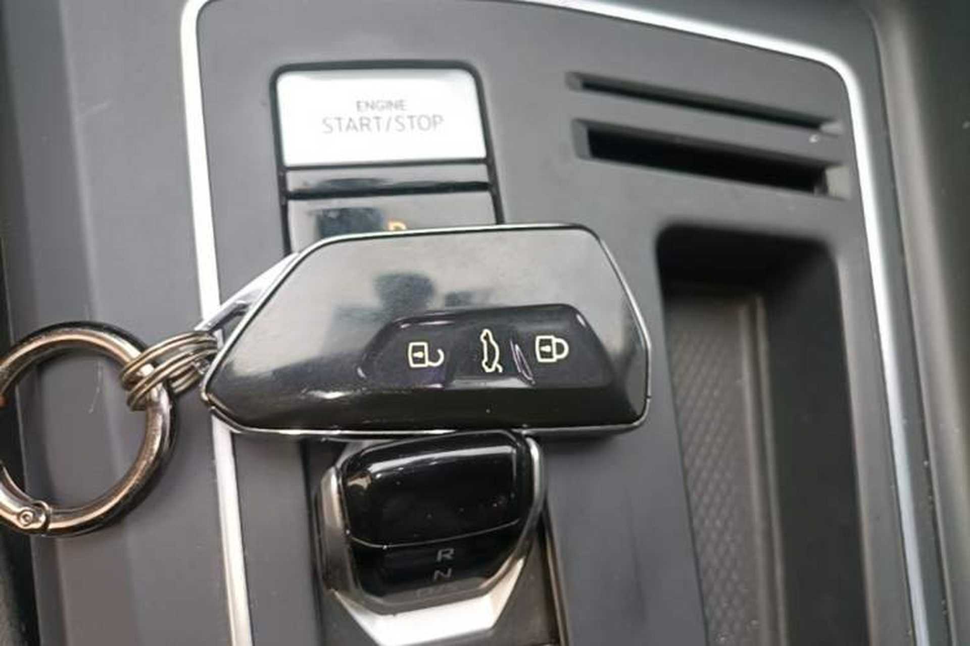 Used Volkswagen Golf 2023 280TSI DSG Pro Vehicle Key