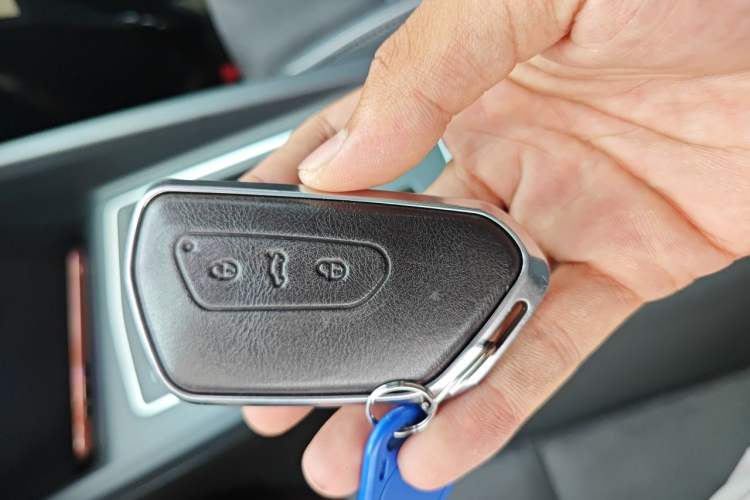 Used Volkswagen Golf 2023 280TSI DSG R-Line Lite Vehicle Key