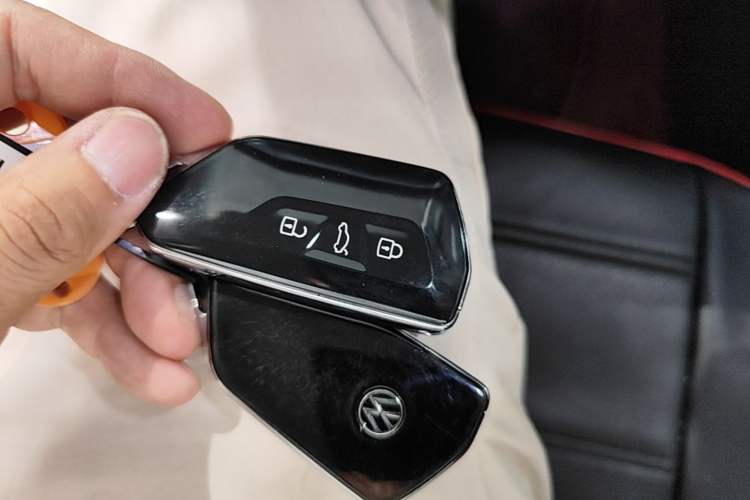 Used Volkswagen Golf 2023 Facelift 280TSI DSG Pro Vehicle Key
