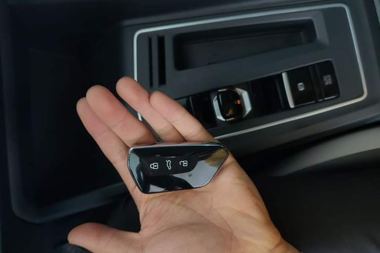 Used Volkswagen Golf 2023 Facelift 280TSI DSG Pro Vehicle Key