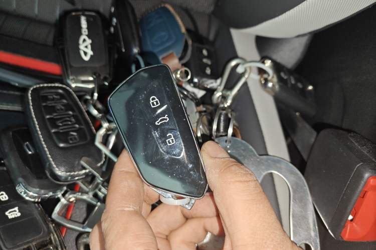 Used Volkswagen Golf 2023 280TSI DSG Pro Vehicle Key