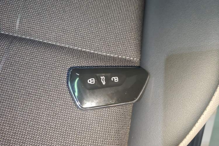 Used Volkswagen Golf 2023 Facelift 280TSI DSG Pro Vehicle Key