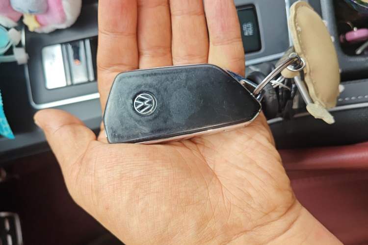 Used Volkswagen Golf 2023 280TSI DSG R-Line Lite Vehicle Key