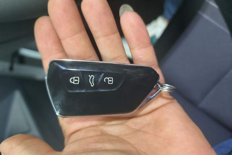 Used Volkswagen Golf 2023 Facelift 280TSI DSG Pro Vehicle Key