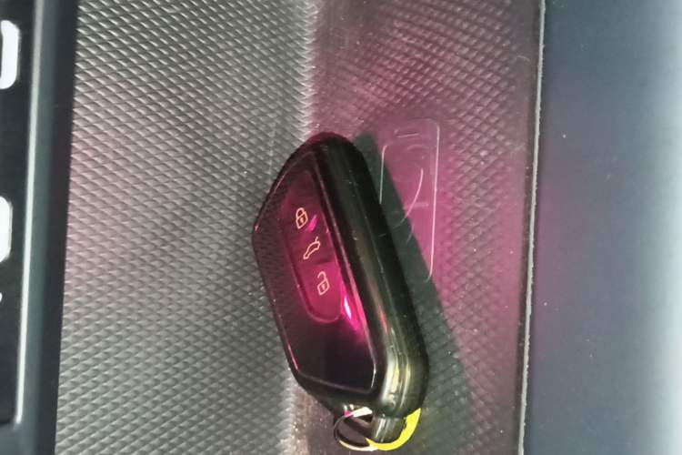 Used Volkswagen Golf 2023 280TSI DSG R-Line Lite Vehicle Key