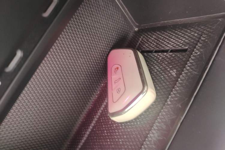 Used Volkswagen Golf 2023 Facelift 280TSI DSG R-Line Lite Vehicle Key